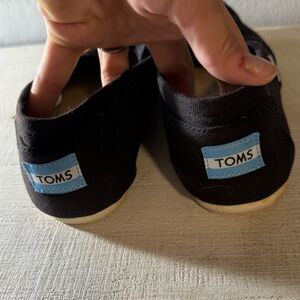 Black Tom’s size 8